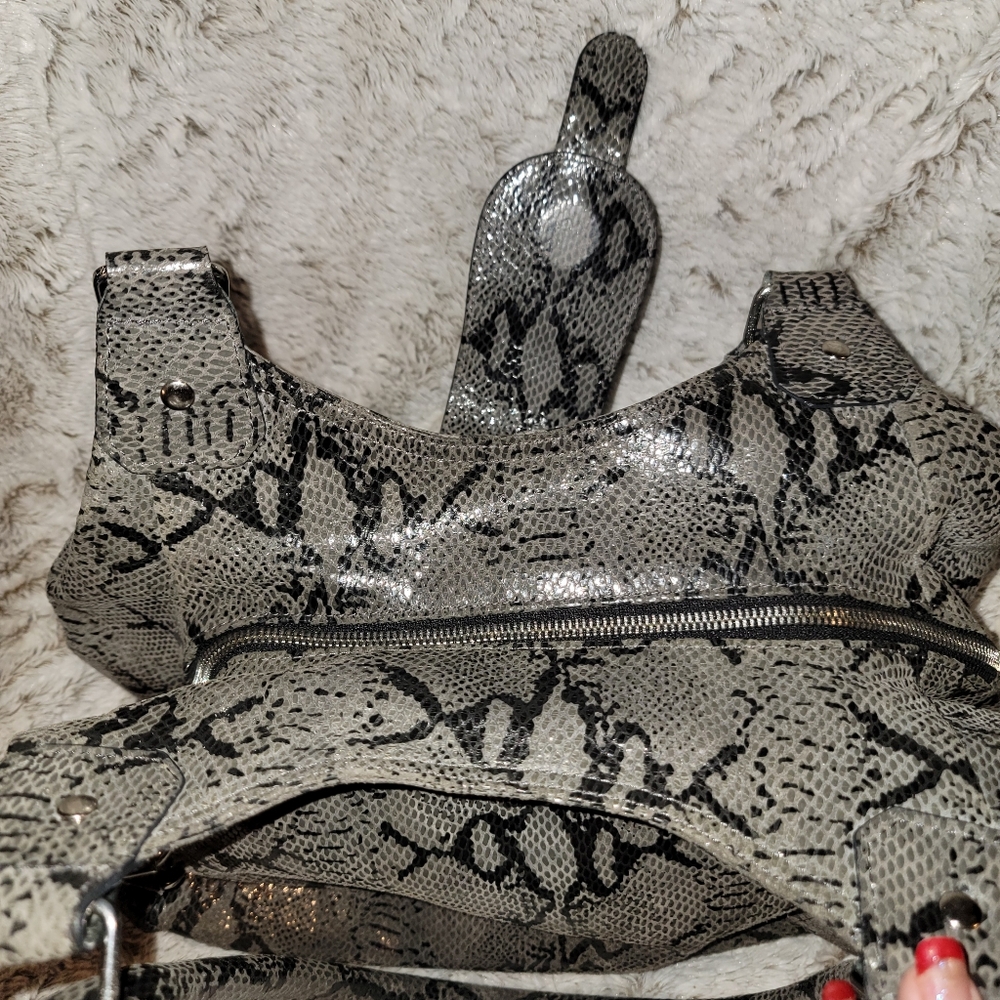 Harley Davidson Python Leather, Gray And Black Ba… - image 8